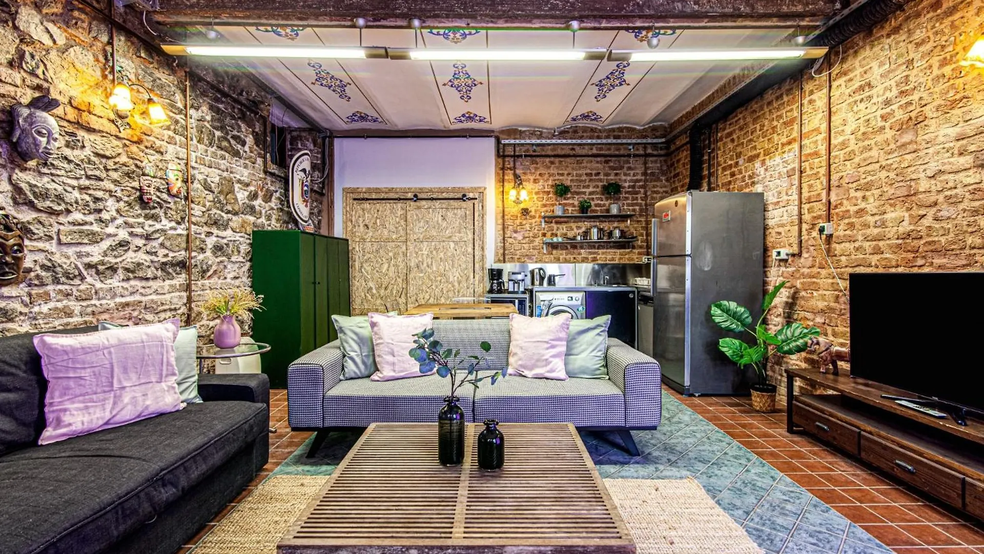 City-Center Flat In Beyoglu联系方式
